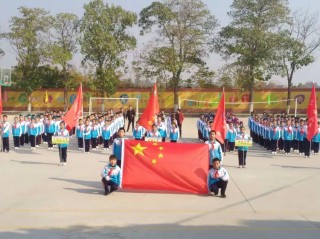 球队准备就绪，斗志昂扬迎接挑战的简单介绍